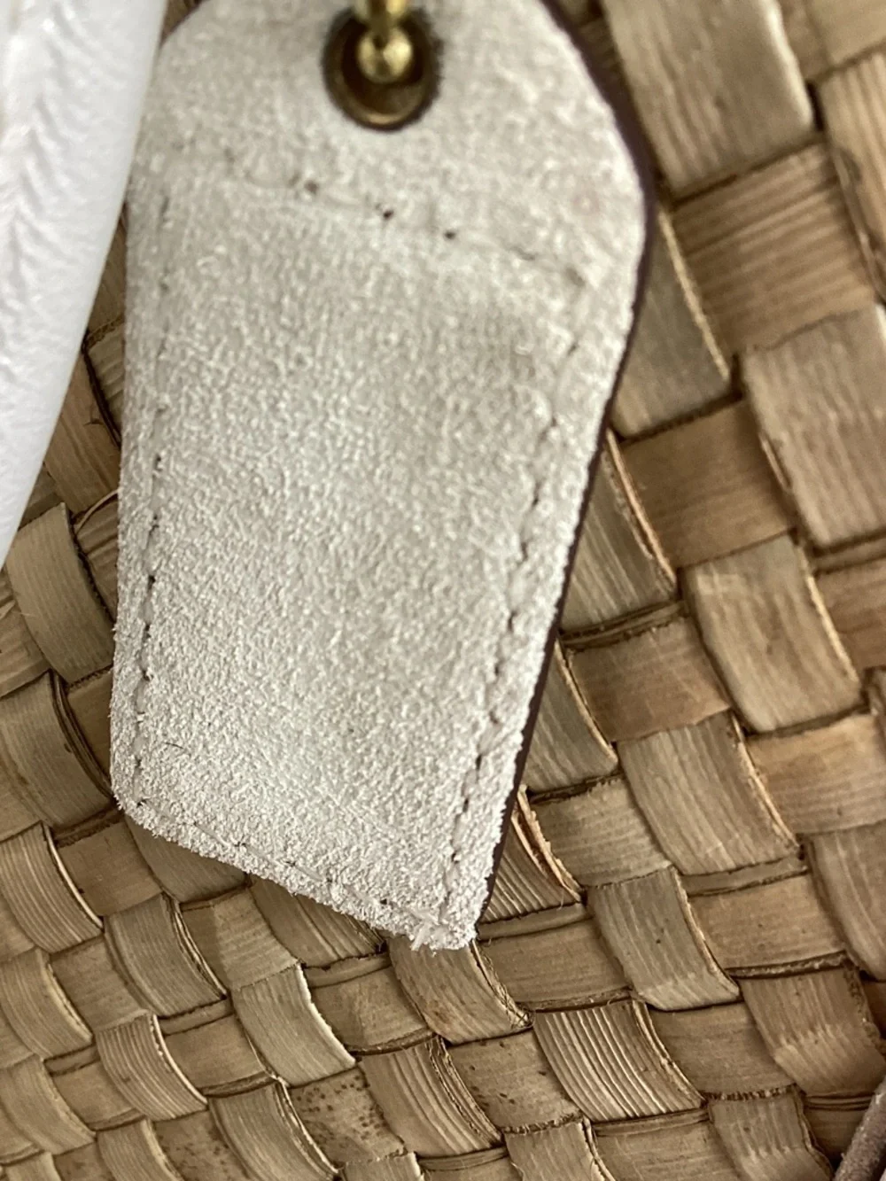 Coach White Leather Suede and Natural Woven Straw Tote with Gold Hardware - Picture 5 of 15